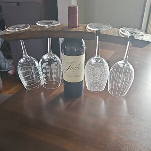 Wooden Wine Glass Holder with Wine Glasses